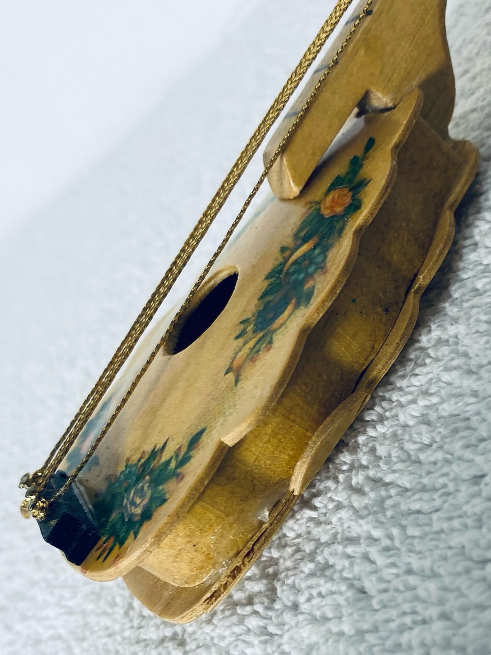 Vintage Wooden Mandolin Christmas Ornament Hand Painted Floral Instrument - Picture 8 of 12